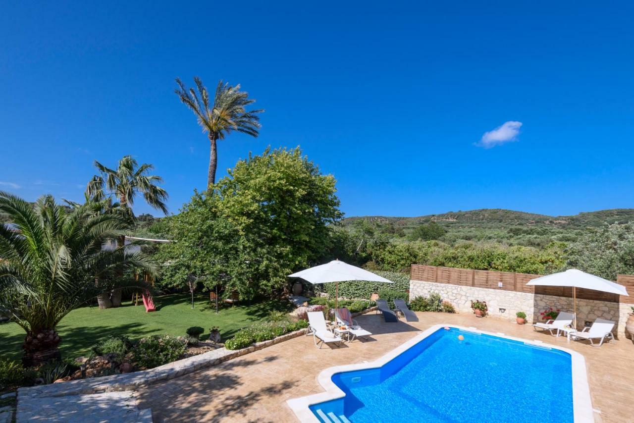 Alia Stone Villa-Ideal For Families-Heated Pool Nohia Екстериор снимка