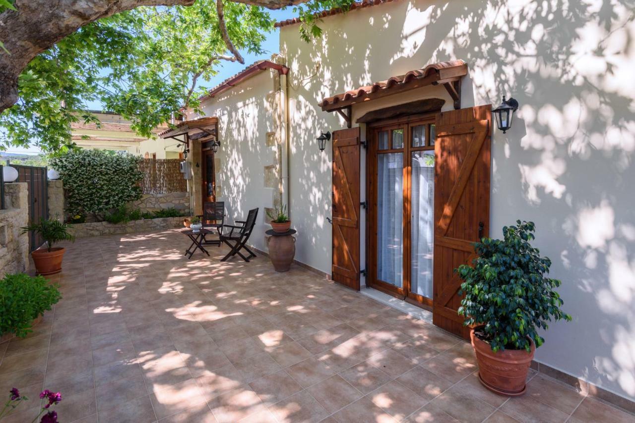 Alia Stone Villa-Ideal For Families-Heated Pool Nohia Екстериор снимка